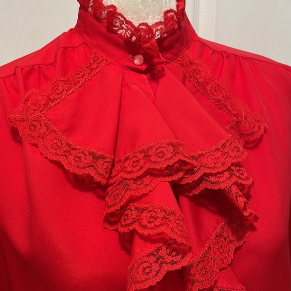 VTG Red Blouse - Picture 3 of 9